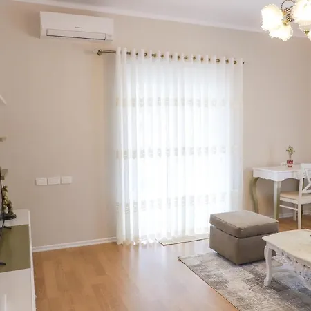 Olimpia Apartment *